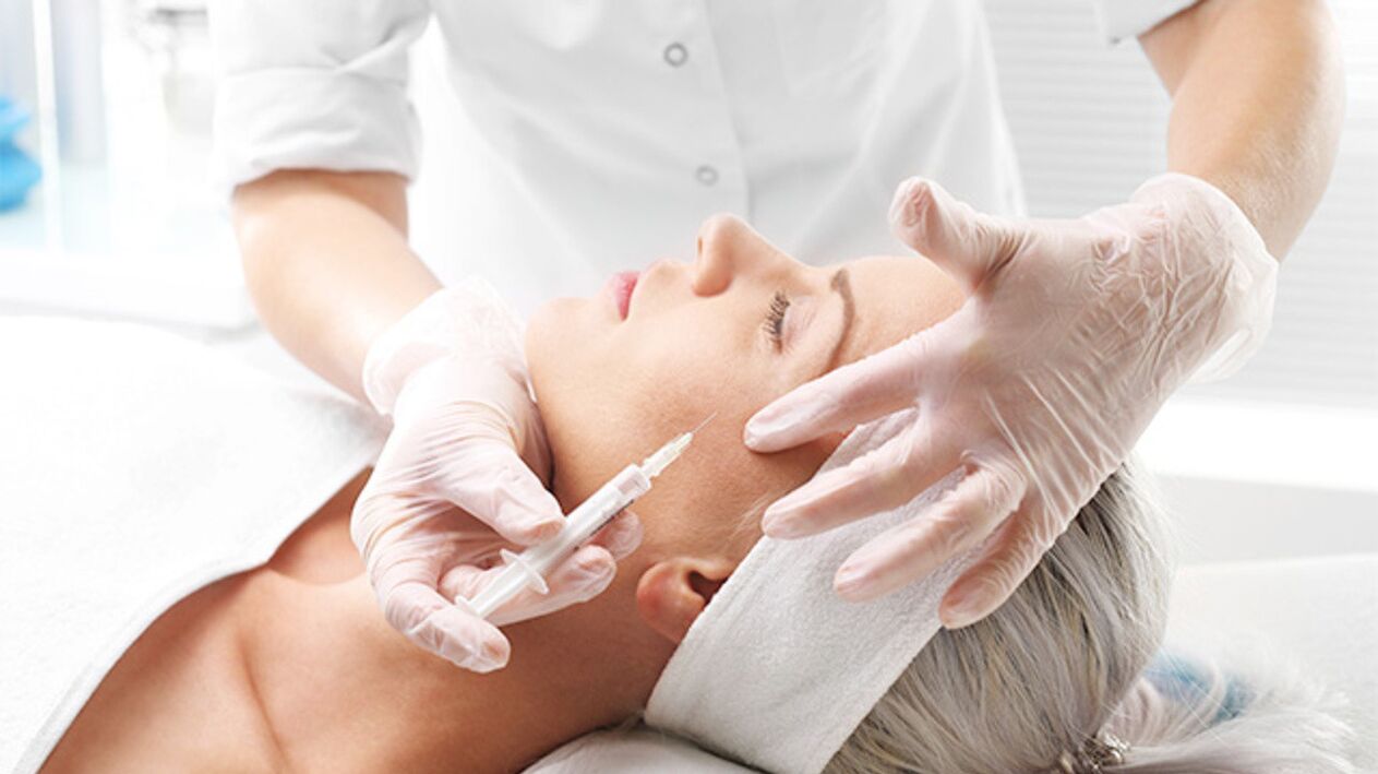 Skin rejuvenation is possible thanks to effective procedures, such as mesotherapy